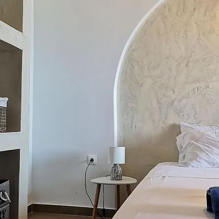 Comfortable Holiday Home In Charaki With Terrace