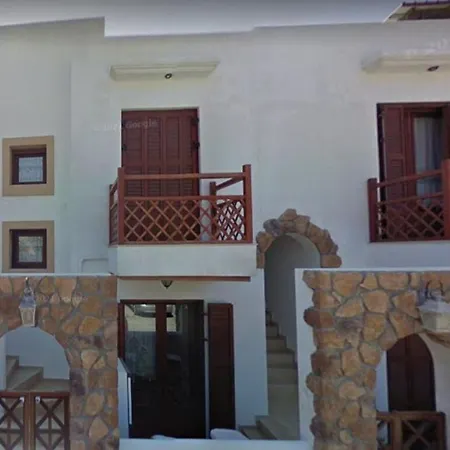 Comfortable Holiday Home In Charaki With Terrace * Haraki
